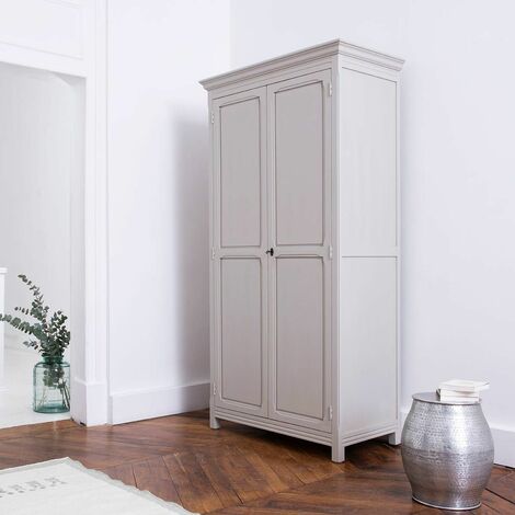 armoire parisienne blanche