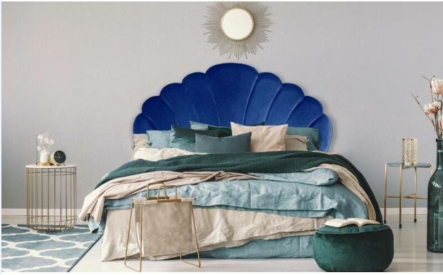 tête de lit originale en forme de coquillage bleu